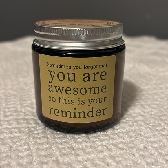 I am 29+ middle finger candle - Picture 2 of 6